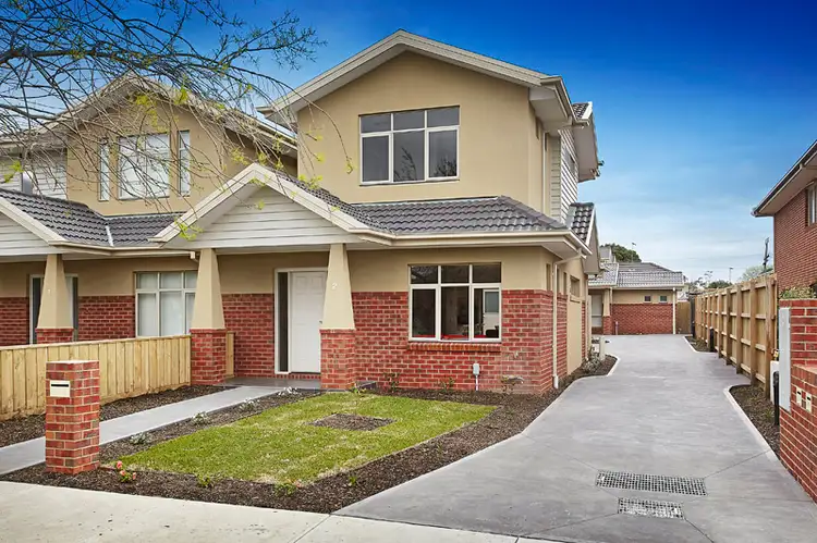 Main view of Homely townhouse listing, 2/148 Deakin Street, Essendon VIC 3040