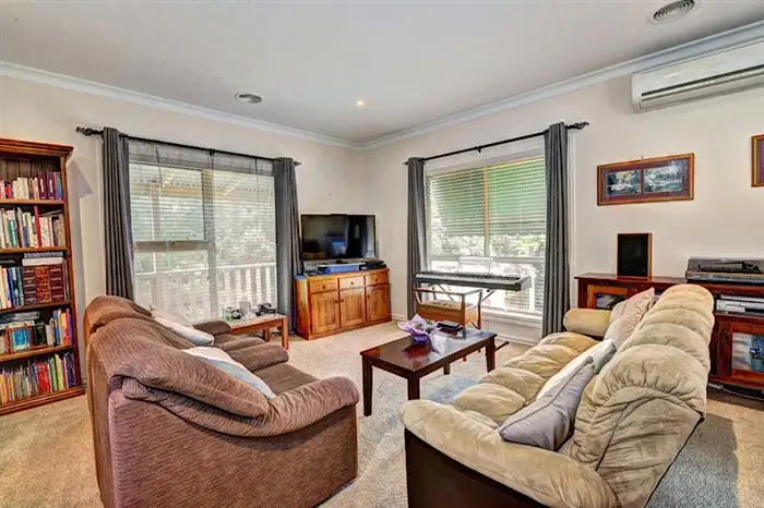 Second view of Homely house listing, 2/306 Elizabeth Street, Buninyong VIC 3357
