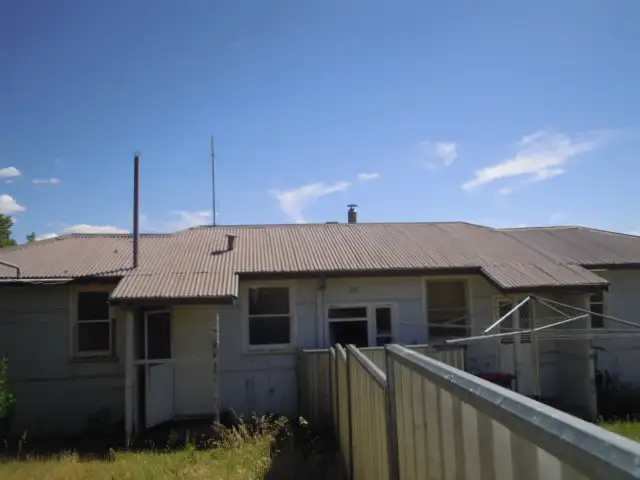 Fifth view of Homely semi-detached listing, 1a-1b Charles Rigg Avenue, Parkes NSW 2870