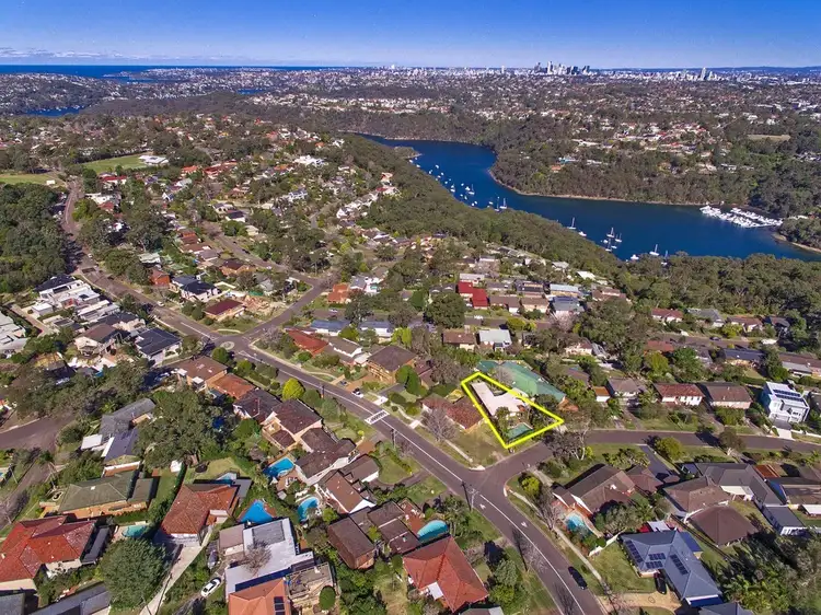 Fourth view of Homely house listing, 3 Finian Avenue, Killarney Heights NSW 2087