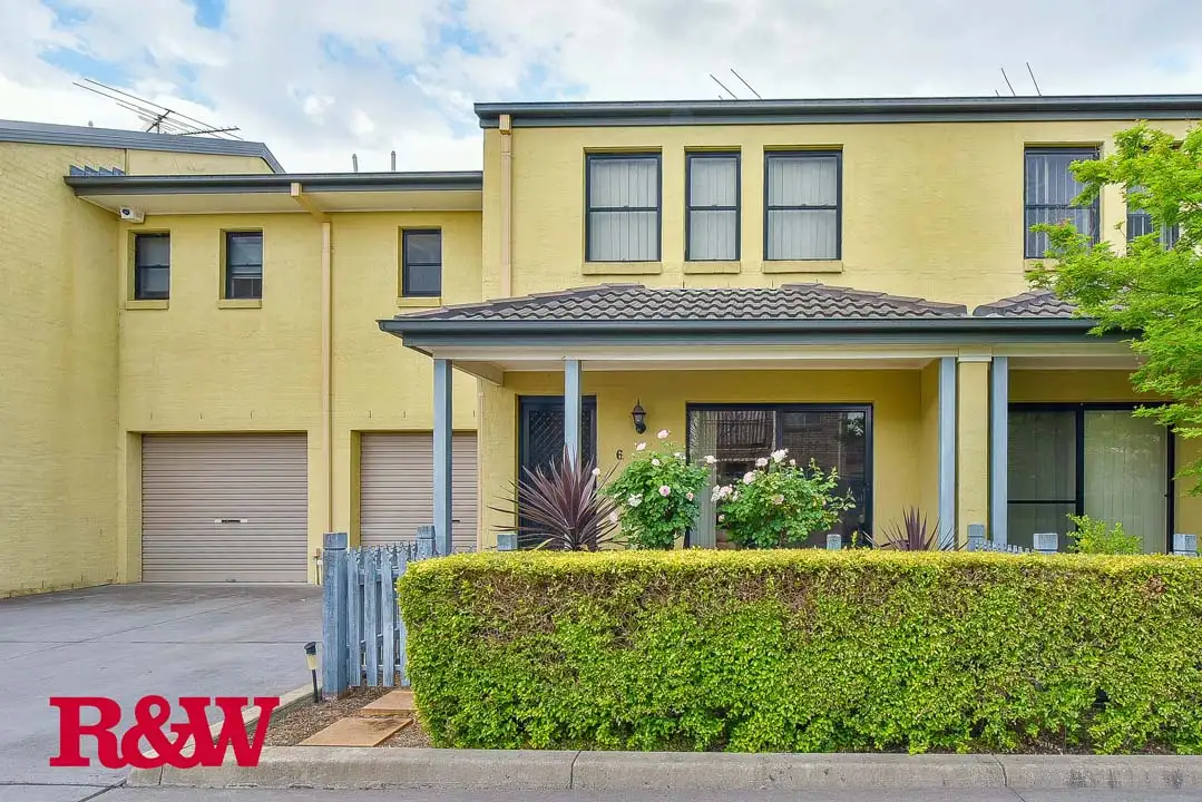 Main view of Homely house listing, 6/92-98 Glenfield Drive, Currans Hill NSW 2567