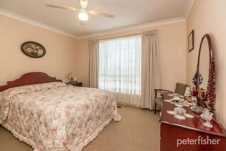 Fifth view of Homely house listing, 2/29 Lyrebird Place, Orange NSW 2800