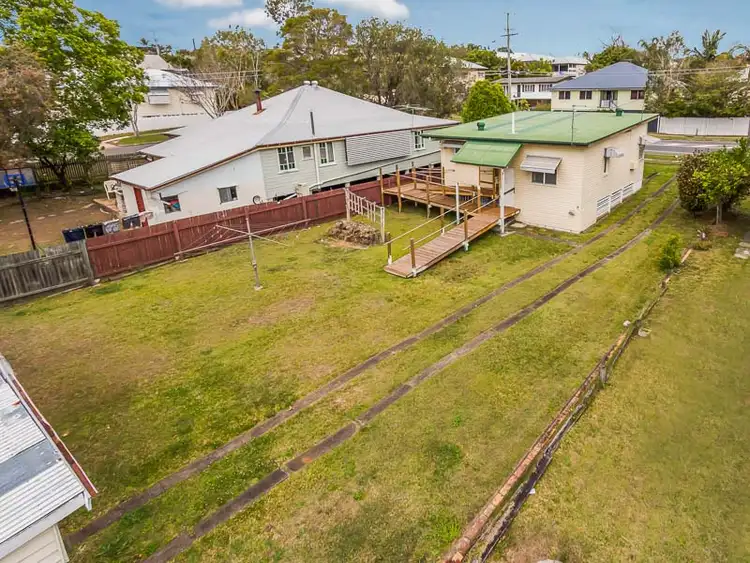 56 Stanley Road, Camp Hill QLD 4152