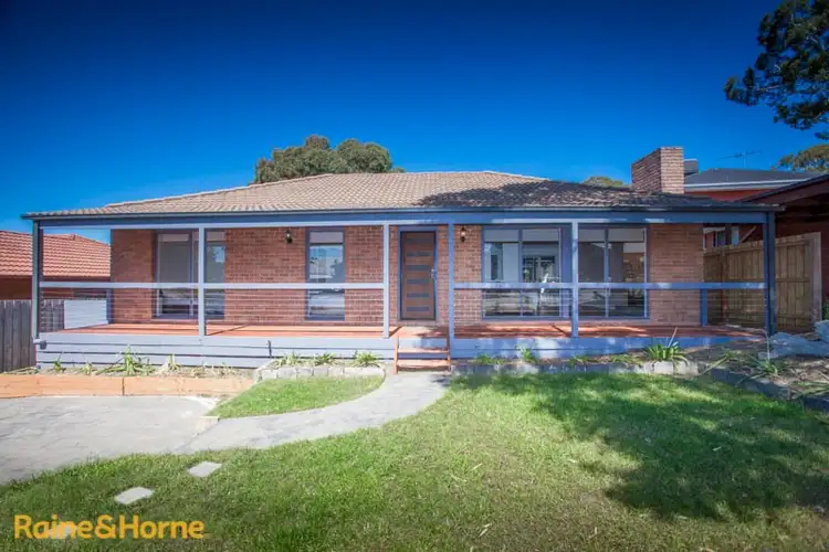 4 Kintore Close, Sunbury VIC 3429