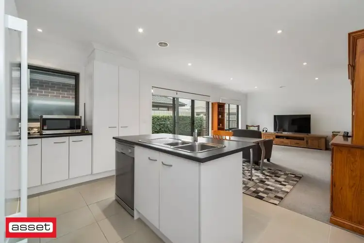 Second view of Homely unit listing, 2/1 Johnstone Street, Seaford VIC 3198