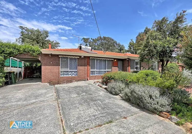 32 Merrifield Avenue, Kelmscott WA 6111