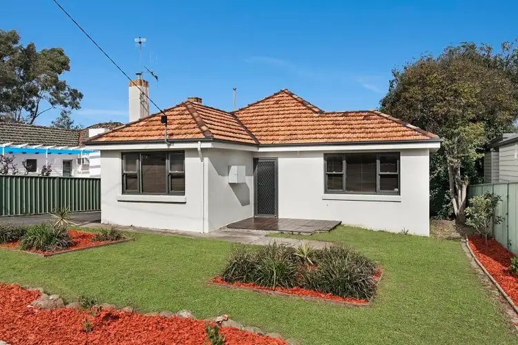 16 Burrell Street, Flora Hill VIC 3550