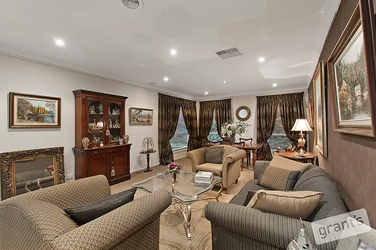 Seventh view of Homely house listing, 2 Glenmaggie Close, Berwick VIC 3806