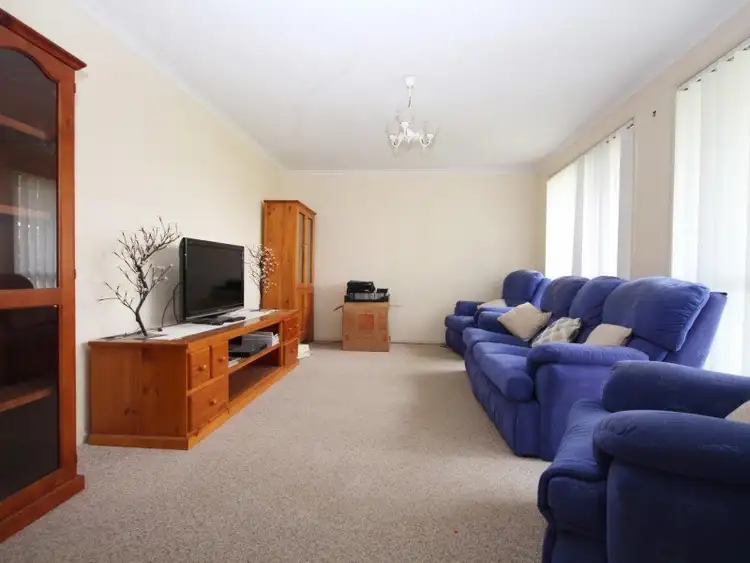 Second view of Homely house listing, 11 Fossickers Court, Southside QLD 4570