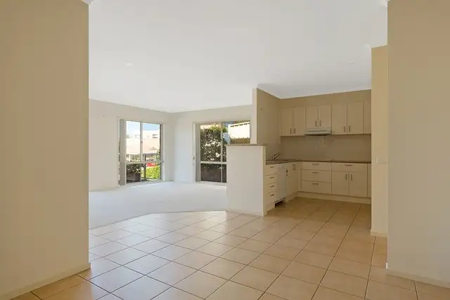 Fifth view of Homely house listing, 10/1B Golf Circuit, Tura Beach NSW 2548