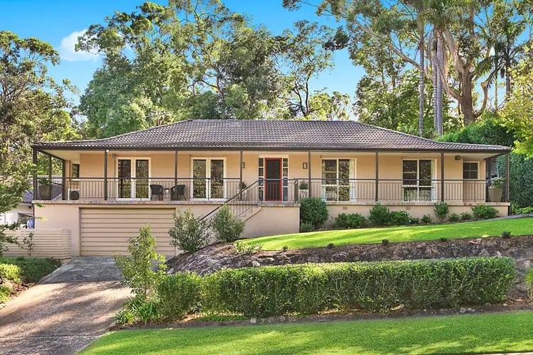 4 Woodvale Cl, St Ives NSW 2075