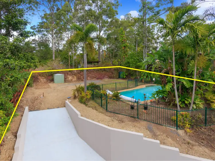 8 Quinty Street, Fig Tree Pocket QLD 4069