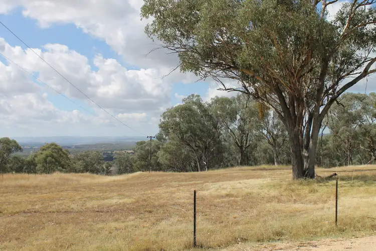 65 Fisher Road, Inverell NSW 2360