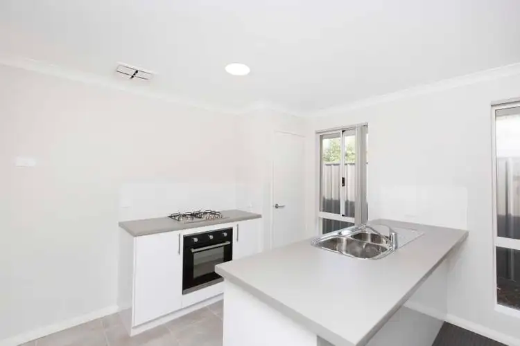 Fourth view of Homely villa listing, 3/117 Huntriss Rd, Doubleview WA 6018