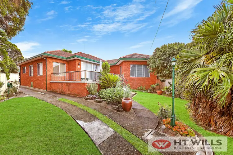 10 Bell Avenue, Beverly Hills NSW 2209