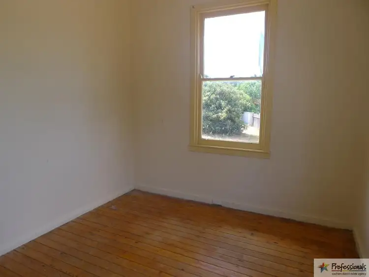 Fifth view of Homely house listing, 20 Caulfield Street, Collie WA 6225