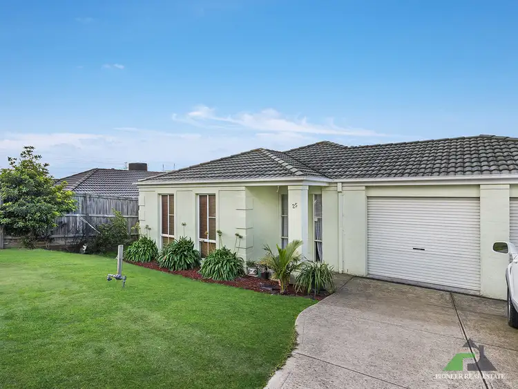 25 Eureka Crescent, Narre Warren South VIC 3805