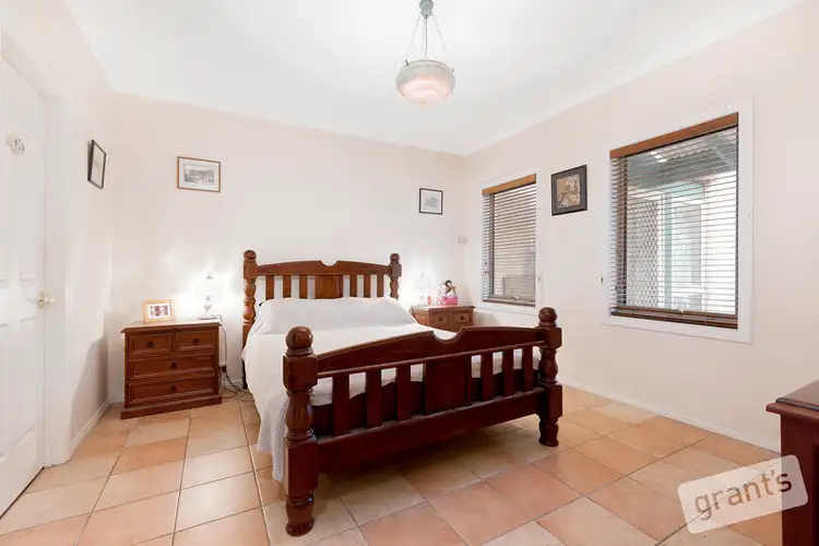 Seventh view of Homely house listing, 11 Allunga Parade, Berwick VIC 3806