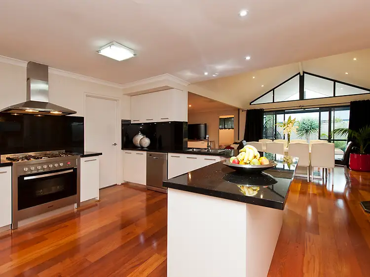36 Whitemoss Turn