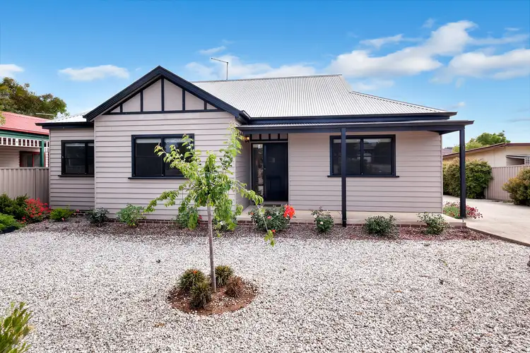 1/12 Bell Street, Creswick VIC 3363