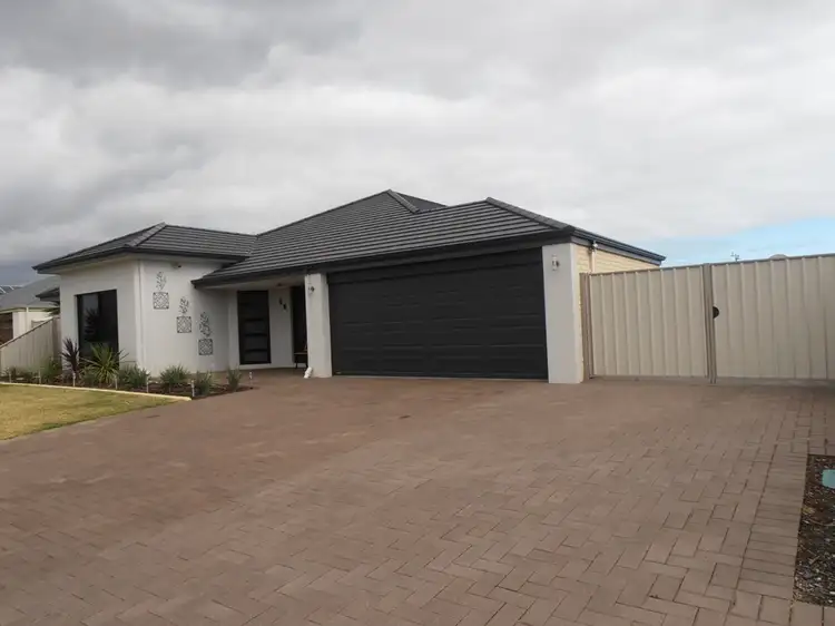 42 Jupiter Drive, Australind WA 6233
