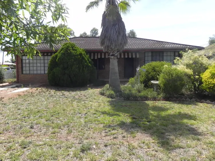40 Burns Street, Hillston NSW 2675
