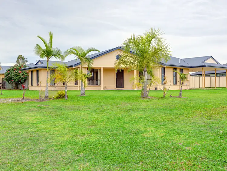 1 Capstan Court, Cooloola Cove QLD 4580