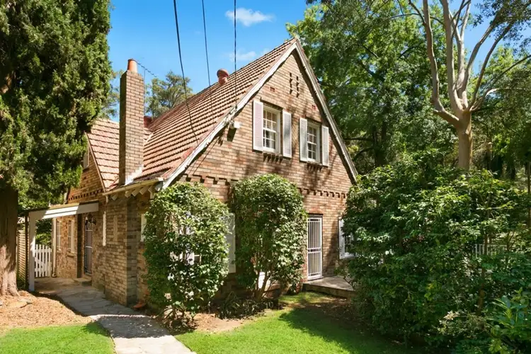 Second view of Homely house listing, 10 Kimbarra Road, Pymble NSW 2073