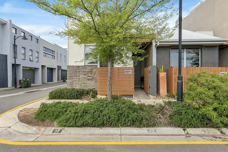 37 Templeton St, Mawson Lakes SA 5095