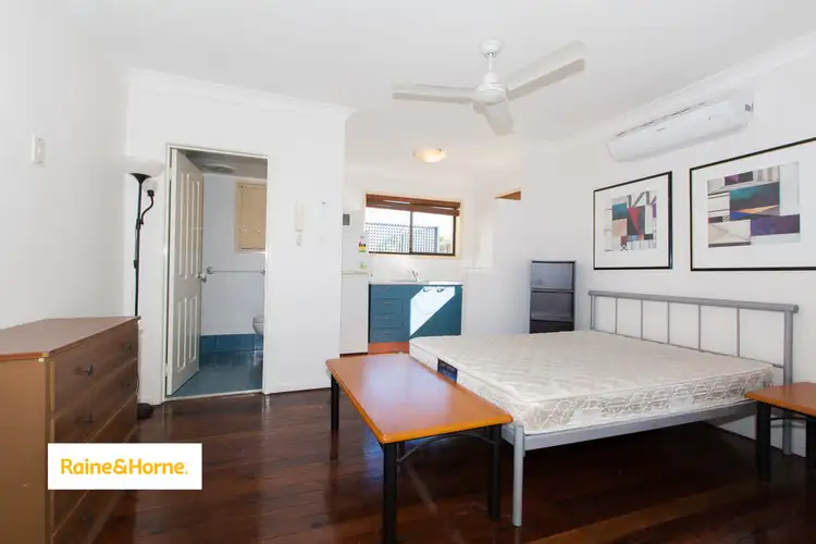Fifth view of Homely unit listing, 1/41 Watson Esplanade, Surfers Paradise QLD 4217