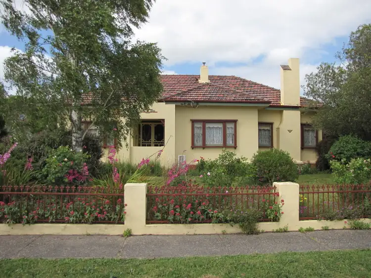 27 Langford Street, Moe VIC 3825