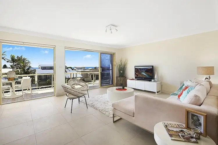 Main view of Homely townhouse listing, 1/104 Ocean View Drive, Wamberal NSW 2260