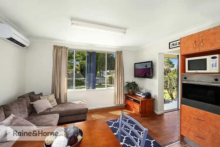 Second view of Homely house listing, 33 Trafalgar Avenue, Woy Woy NSW 2256