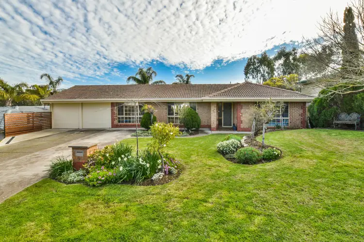 9 Mustang Crescent, Woodcroft SA 5162