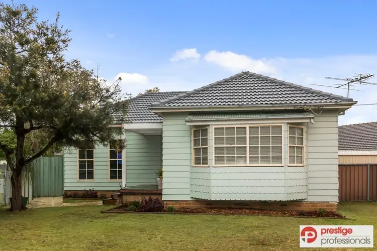 9 Bridges Avenue, Wattle Grove NSW 2173