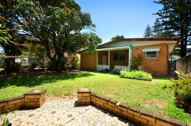 Second view of Homely house listing, 122 Seagull Avenue, Mermaid Beach QLD 4218