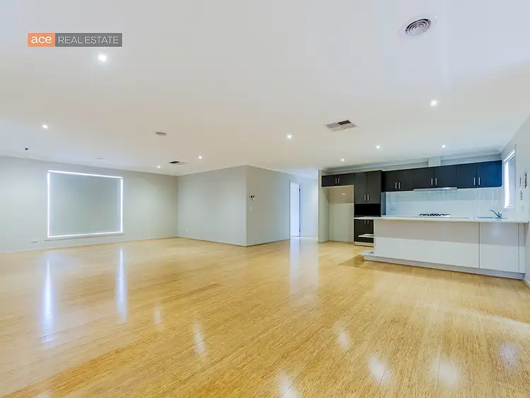 Fifth view of Homely house listing, 128 Crossway Avenue, Tarneit VIC 3029