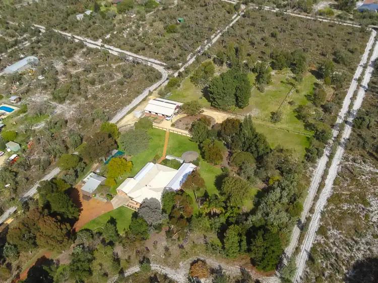 403 De Haer Road, Wandi WA 6167