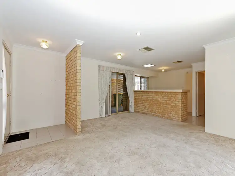 Fifth view of Homely villa listing, 2/10 Marks Place, Morley WA 6062