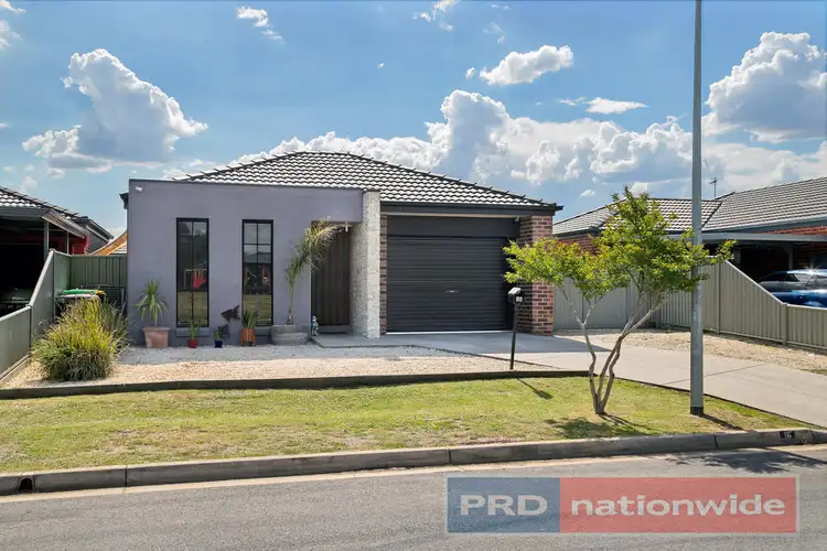 16 Rorey Street, Delacombe VIC 3356