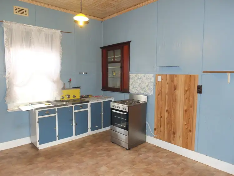 Seventh view of Homely house listing, 28 Degrave St, Elmhurst VIC 3469