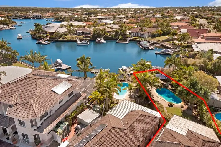 1/6 Topsail Cct, Banksia Beach QLD 4507