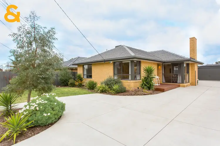 14 Wooltana Road, Keysborough VIC 3173