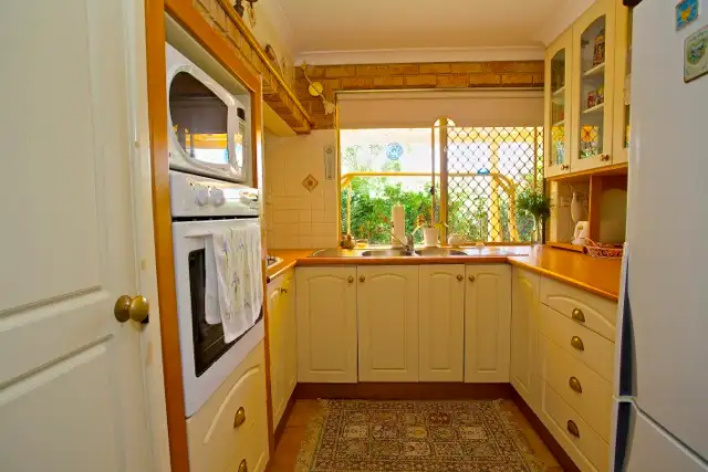 Sixth view of Homely house listing, 5 O'Rourke Close, Murdoch WA 6150