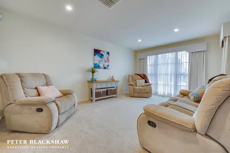 Sixth view of Homely house listing, 2 Hynes Place, Chisholm ACT 2905