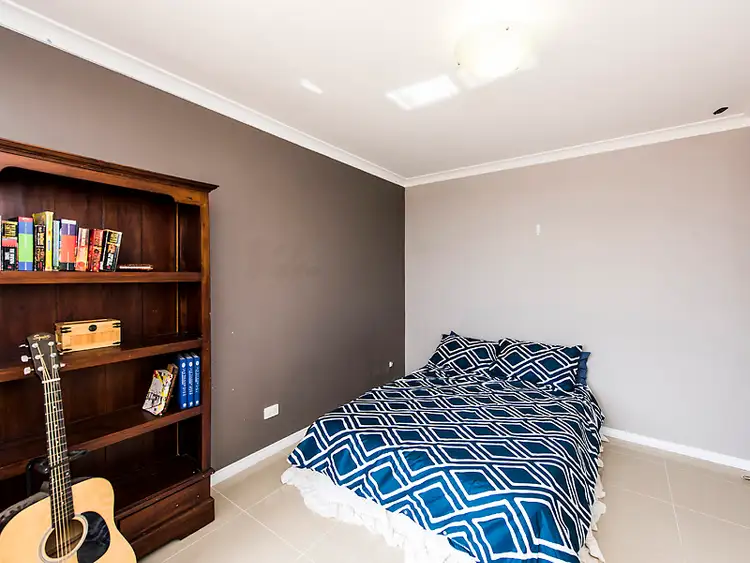 Sixth view of Homely house listing, 10 Teraglin Way, Warnbro WA 6169