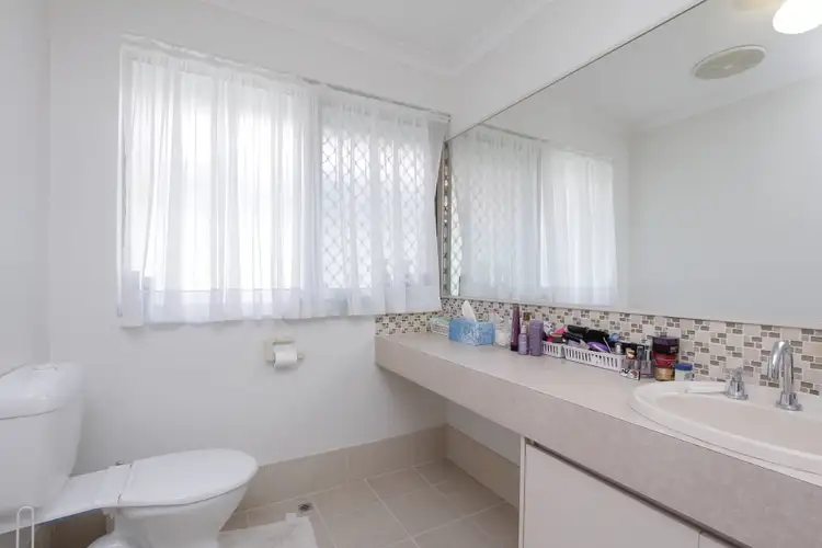 Fourth view of Homely house listing, 5 Ironwood Crt, Thornlie WA 6108