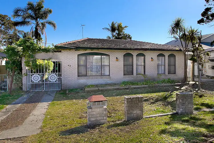 43 Banksia Avenue, Engadine NSW 2233
