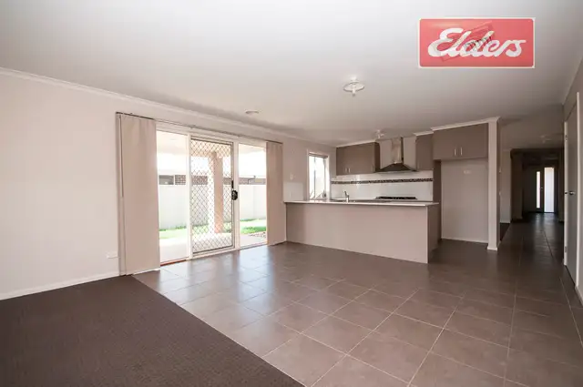 Fifth view of Homely house listing, 15 Murray Way, Wodonga VIC 3690