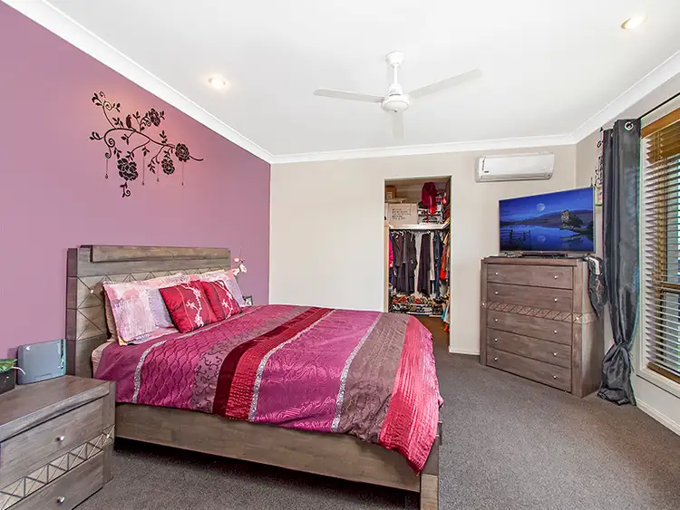 Fourth view of Homely house listing, 5 Schafer Court, Edens Landing QLD 4207